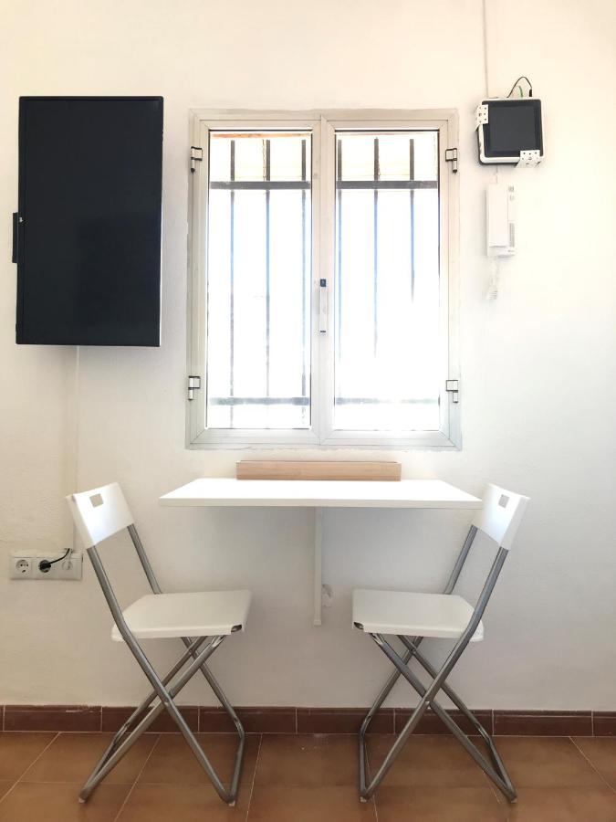 Aircon Remedios- Calle Niebla *